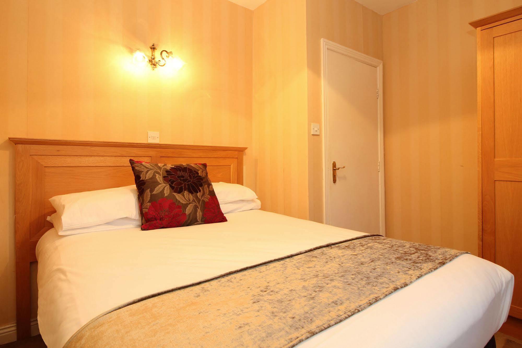 Latchfords Self Catering Apartments Dublin Eksteriør billede